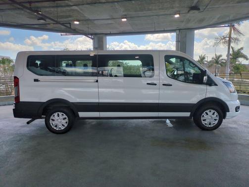 2023 Ford Transit-350 XLT