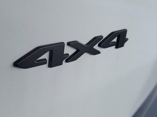 Bright White Clearcoat 2026 Jeep Cherokee Limited
