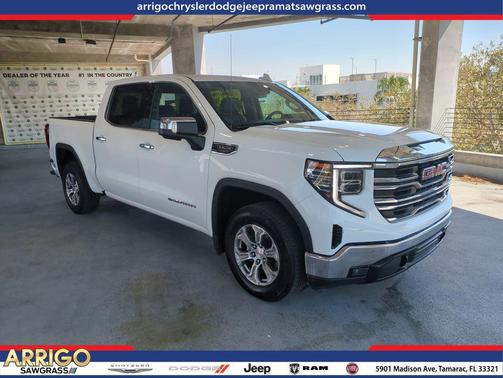 2024 GMC Sierra 1500 SLT