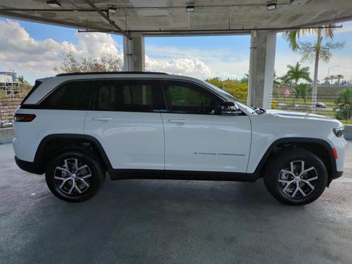 2025 Jeep Grand Cherokee Limited X
