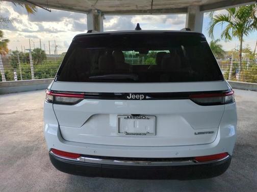 2025 Jeep Grand Cherokee Limited X