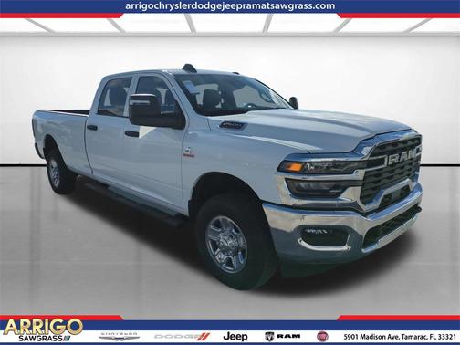2025 RAM 2500 Tradesman Crew Cab 4x4 8' Box