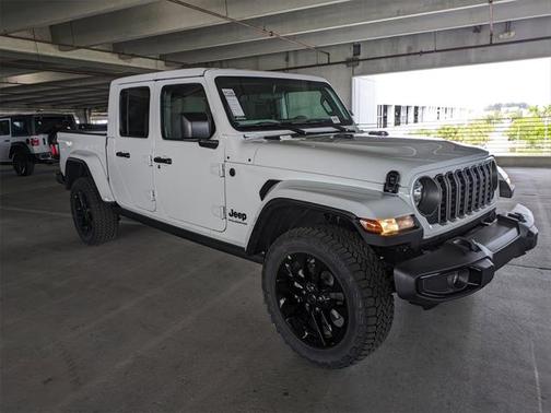 2025 Jeep Gladiator Nighthawk