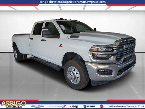 2025 RAM 3500 Tradesman Crew Cab 4x4 8' Box