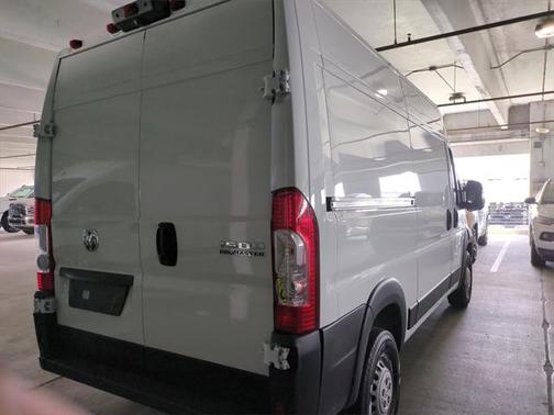 2025 RAM ProMaster 1500 Base