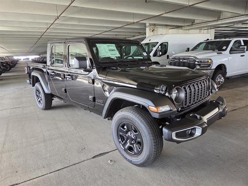2025 Jeep Gladiator Sport