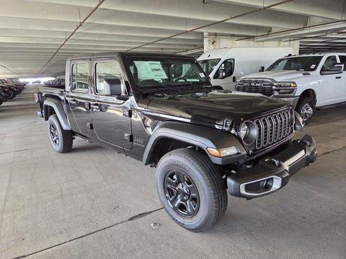 2025 Jeep Gladiator Sport