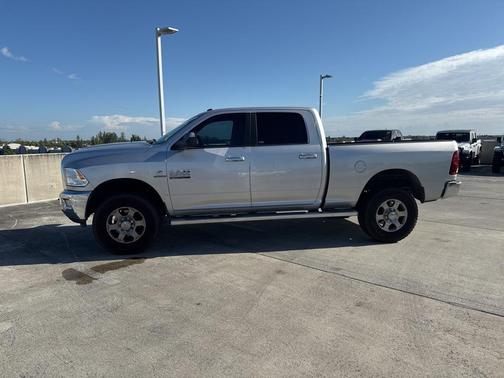 2018 RAM 2500 Big Horn Crew Cab 4x4 6'4' Box