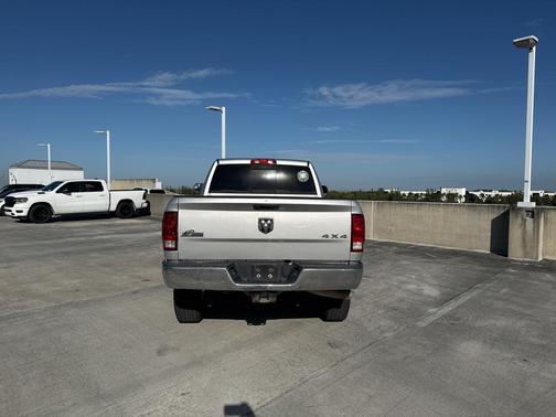 2018 RAM 2500 Big Horn Crew Cab 4x4 6'4' Box