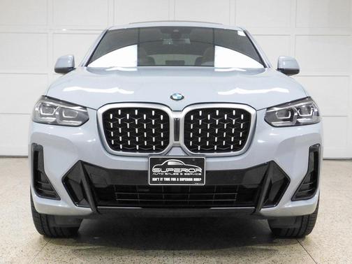 2023 BMW X4 xDrive30i