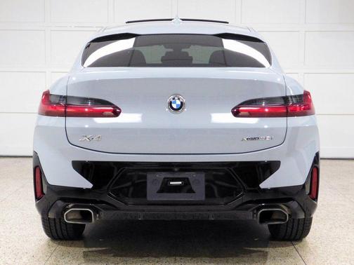 2023 BMW X4 xDrive30i