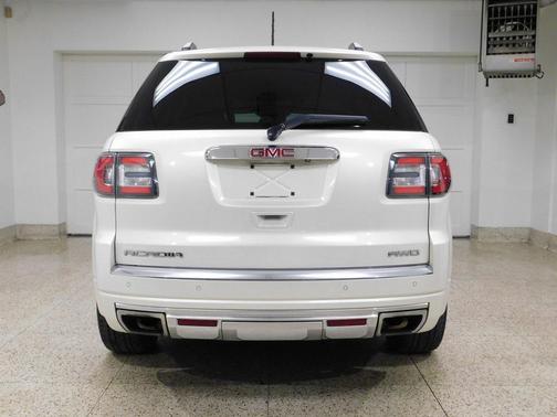 2015 GMC Acadia Denali
