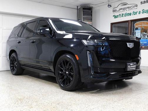 2023 Cadillac Escalade Sport