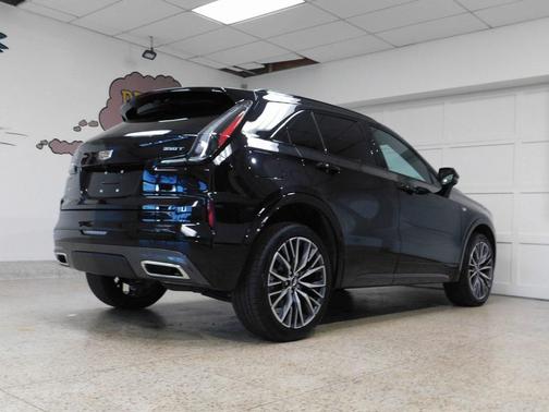 2024 Cadillac XT4 Sport