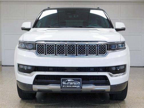 2022 Jeep Grand Wagoneer Series II