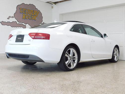 Ibis White 2010 Audi A5 2.0T Premium