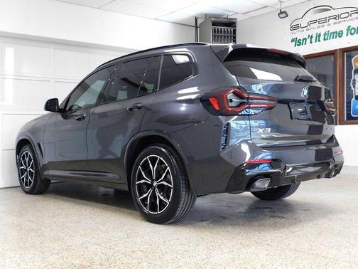 Dark Graphite Metallic 2022 BMW X3 xDrive30i