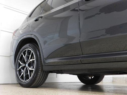 Dark Graphite Metallic 2022 BMW X3 xDrive30i