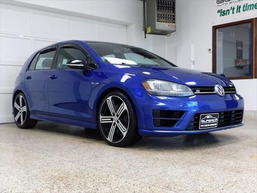 2015 Volkswagen Golf R 4-Door w/DCC & Navigation