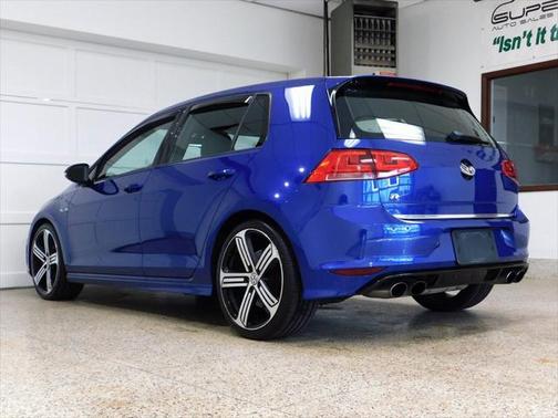 2015 Volkswagen Golf R 4-Door w/DCC & Navigation