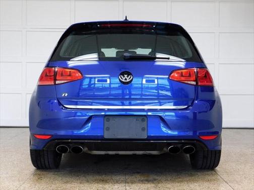 2015 Volkswagen Golf R 4-Door w/DCC & Navigation