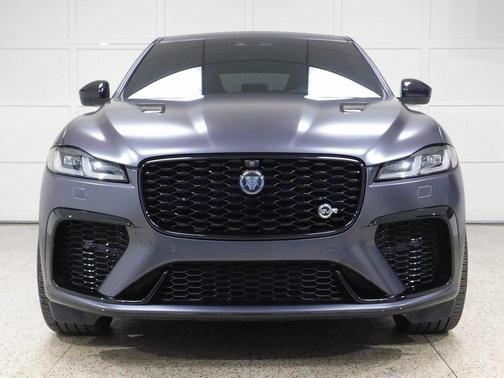 2024 Jaguar F-PACE SVR P550 AWD Automatic