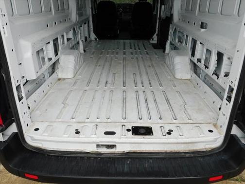 2022 Ford Transit-250 Base