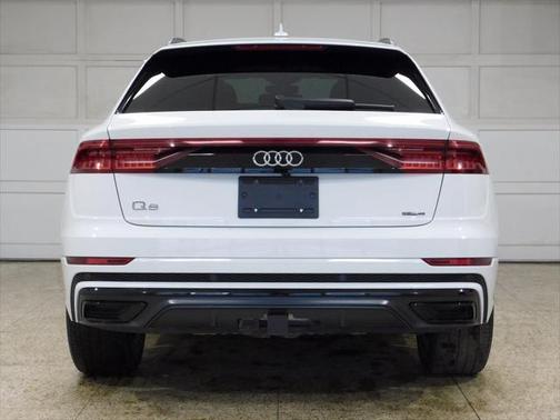 2023 Audi Q8 55 Premium Plus