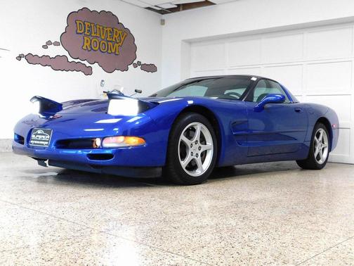 2002 Chevrolet Corvette Base