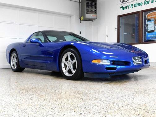 2002 Chevrolet Corvette Base