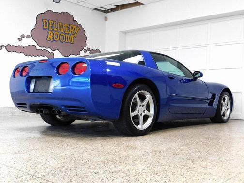 2002 Chevrolet Corvette Base