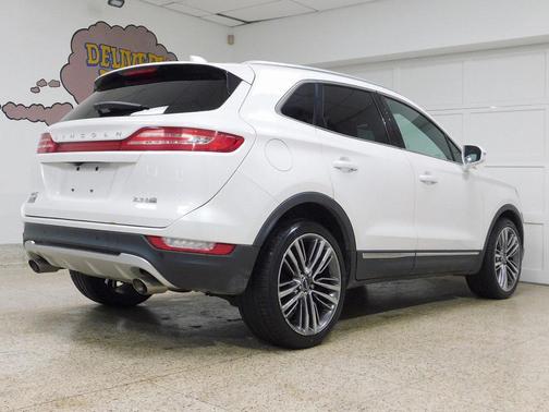 2015 Lincoln MKC Base