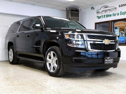 Photo 4 of 67 of 2020 Chevrolet Suburban LT
