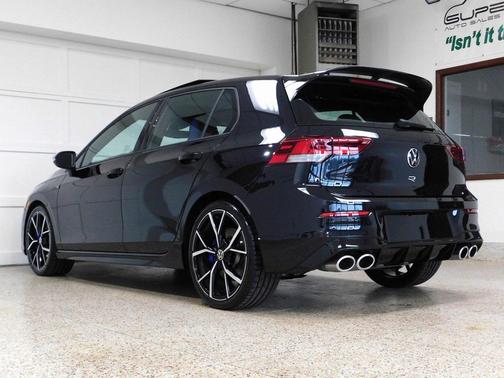 2023 Volkswagen Golf R 2.0T DSG