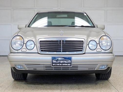1999 Mercedes-Benz E-Class AWD