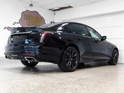 2023 Cadillac CT5 Sport