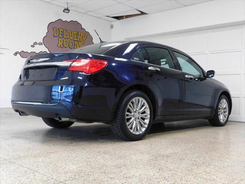 2012 Chrysler 200 Limited