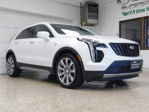 2021 Cadillac XT4 Premium Luxury