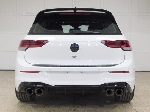 2025 Volkswagen Golf R 2.0T Black Edition DSG