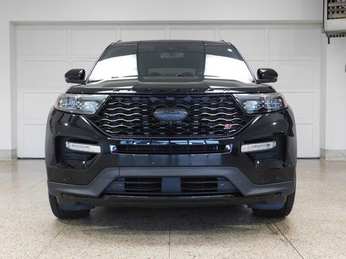 Agate Black Metallic 2020 Ford Explorer ST