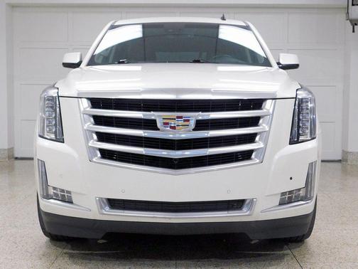 2015 Cadillac Escalade Luxury