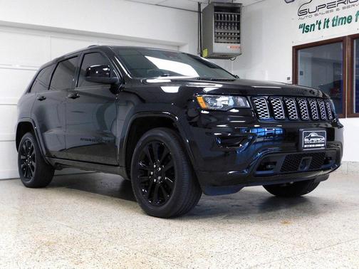 2020 Jeep Grand Cherokee Altitude