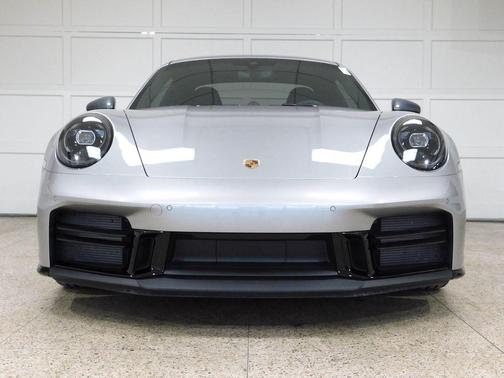 2025 Porsche 911 Carrera T