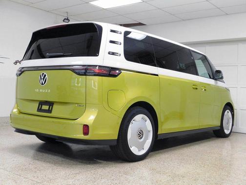 2025 Volkswagen ID. Buzz 1st Edition with 4MOTION