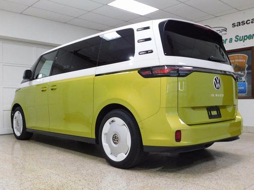 2025 Volkswagen ID. Buzz 1st Edition with 4MOTION