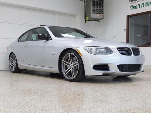2011 BMW 335 335is