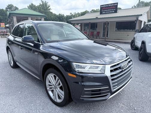 Moonlight Blue Metallic 2018 Audi Q5 2.0T Tech Premium