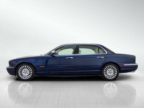 2005 Jaguar XJ Vanden Plas