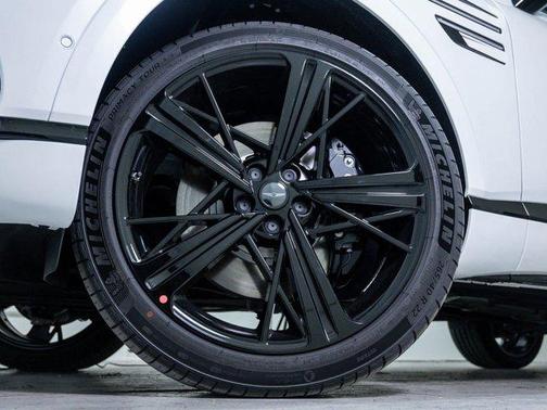 Uyuni White 2026 Genesis GV80 Coupe 3.5T e-SC Prestige Black