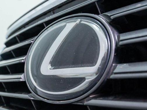 Atomic Silver 2017 Lexus ES 350 Base
